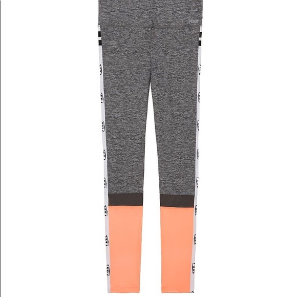 LIKE NEW PINK VS Ultimate High waist Leggings - Picture 1 of 4